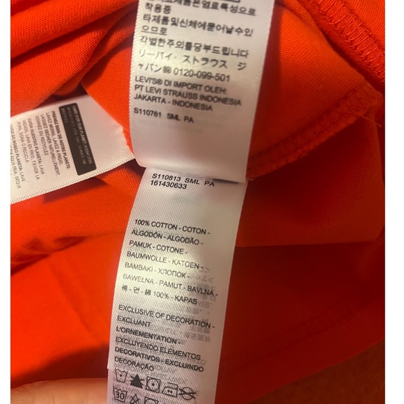 Levi’s orange tangerine 100% cotton High Peaks t-shirt NWT - Picture 6 of 9